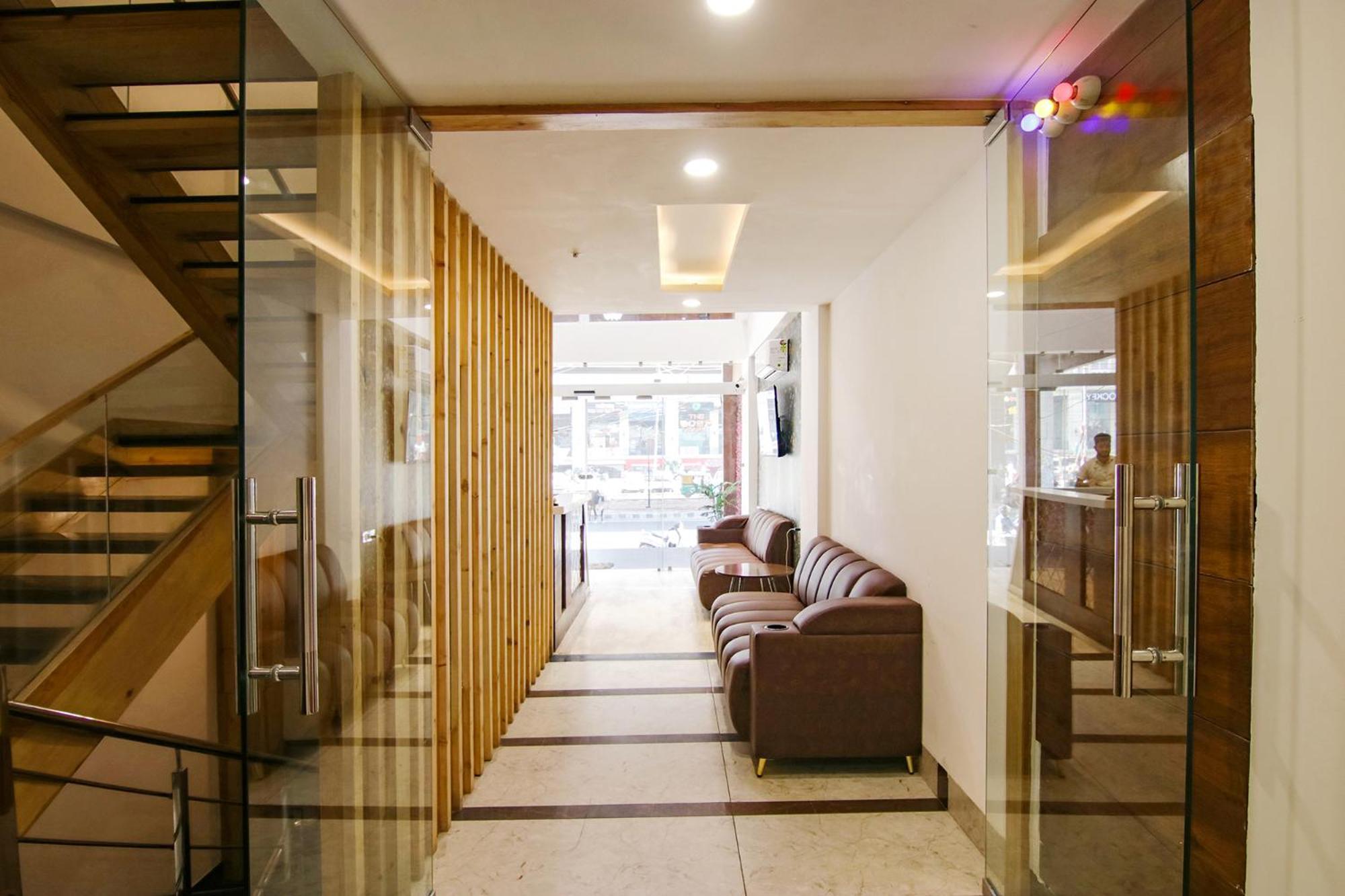 Fabhotel Prism Grand Zirakpur Zewnętrze zdjęcie