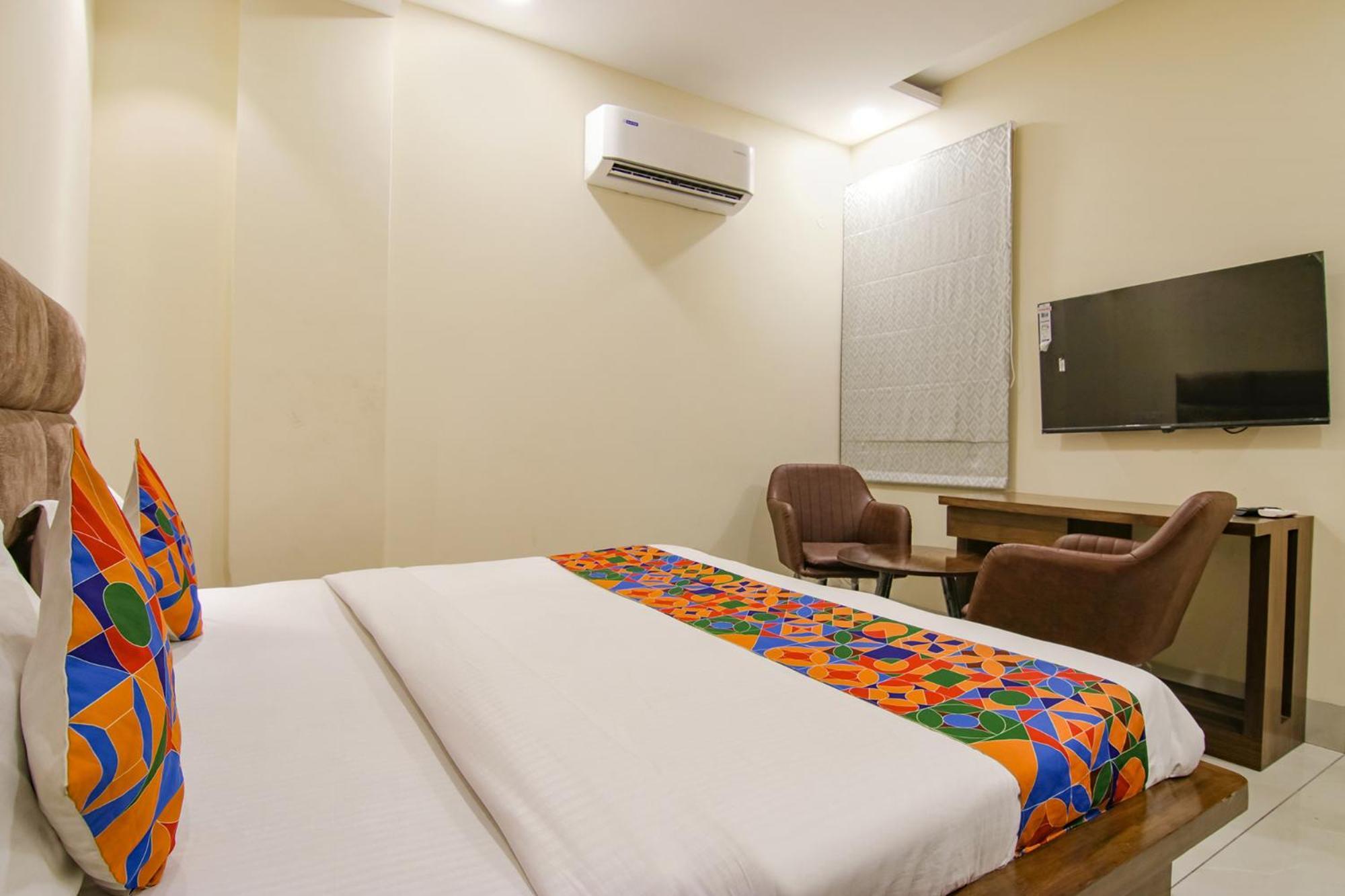 Fabhotel Prism Grand Zirakpur Zewnętrze zdjęcie