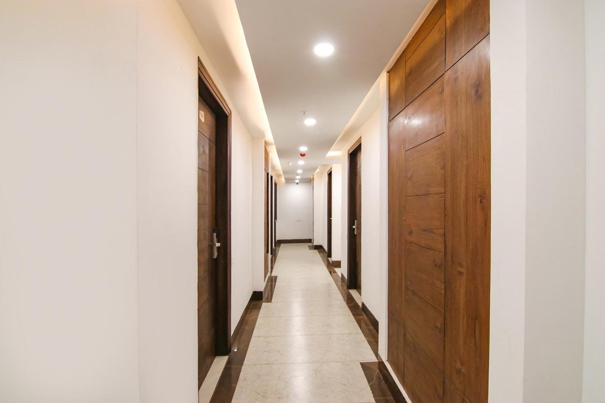 Fabhotel Prism Grand Zirakpur Zewnętrze zdjęcie